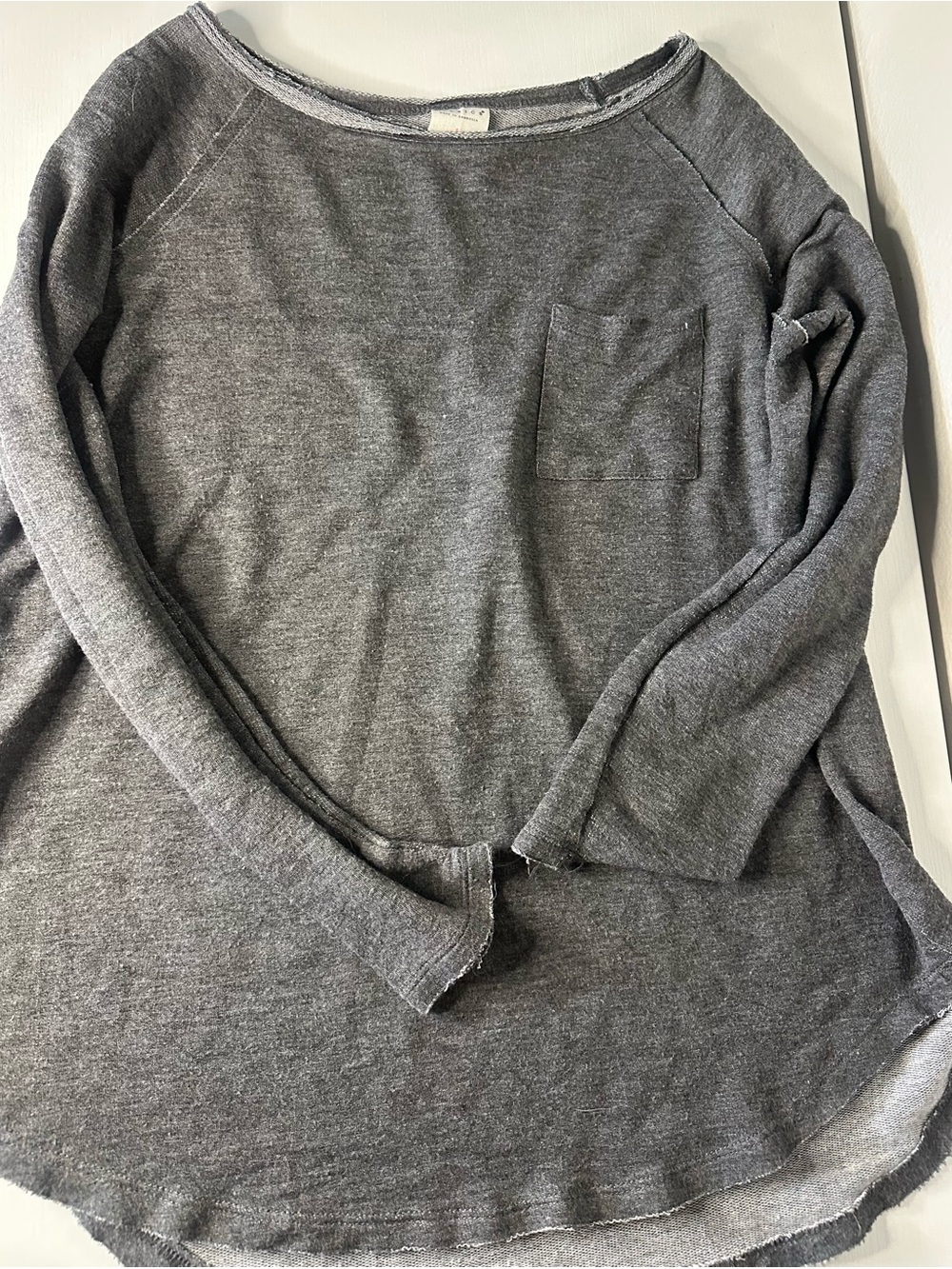 Tresics Heather Gray Women's Scoop Neck Crew Sweater